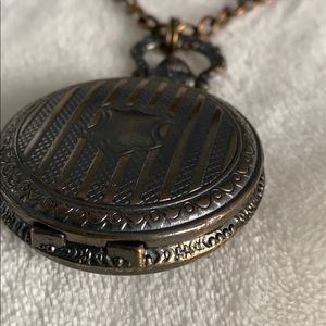 Bronze pendant necklace